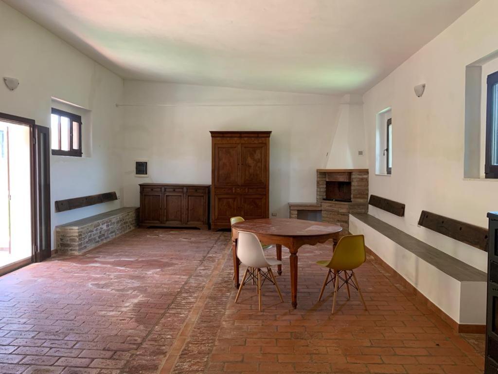 Agriturismo Diffuso Monte Oliveto Maggiore Chiusure Extérieur photo